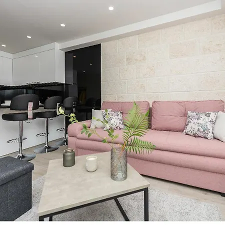 Apartamento Nelly *